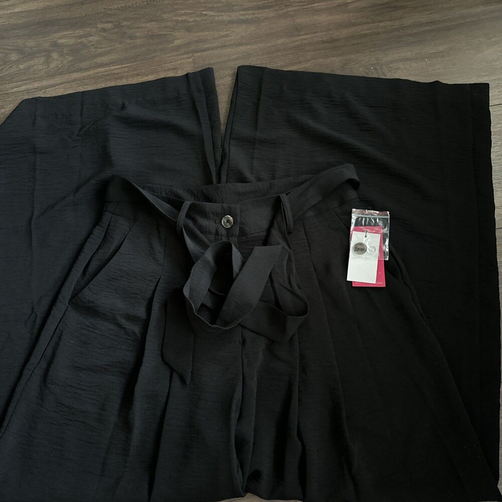 Vince Camuto Women's High-Rise Wide Leg Tie-Belt Pleated Trousers Pants Black 10 - Picture 2 of 7